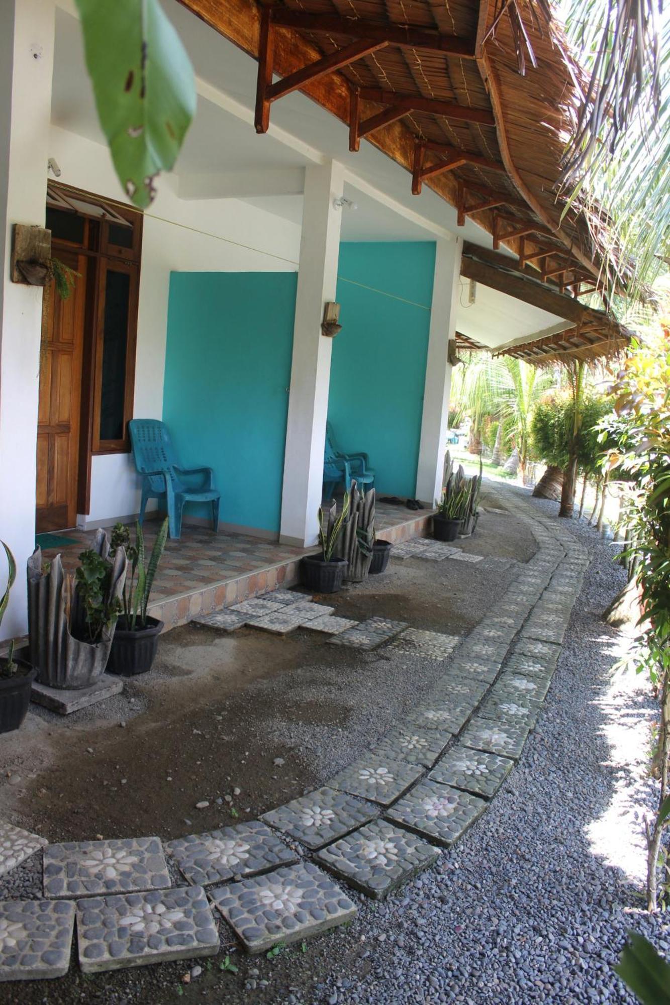 Eco Trekking Lodge, Bar & Jungle Tour'S Bukit Lawang Esterno foto