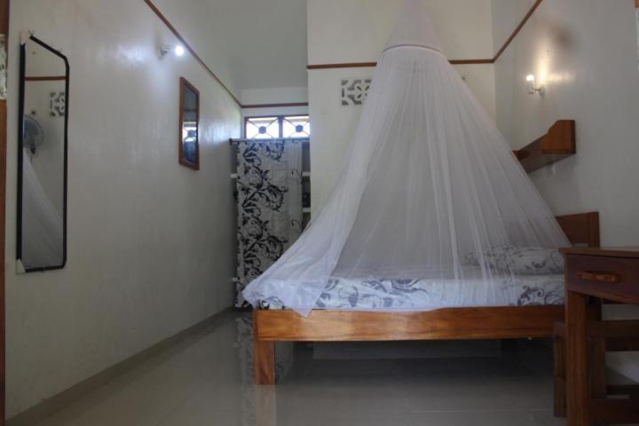 Eco Trekking Lodge, Bar & Jungle Tour'S Bukit Lawang Esterno foto