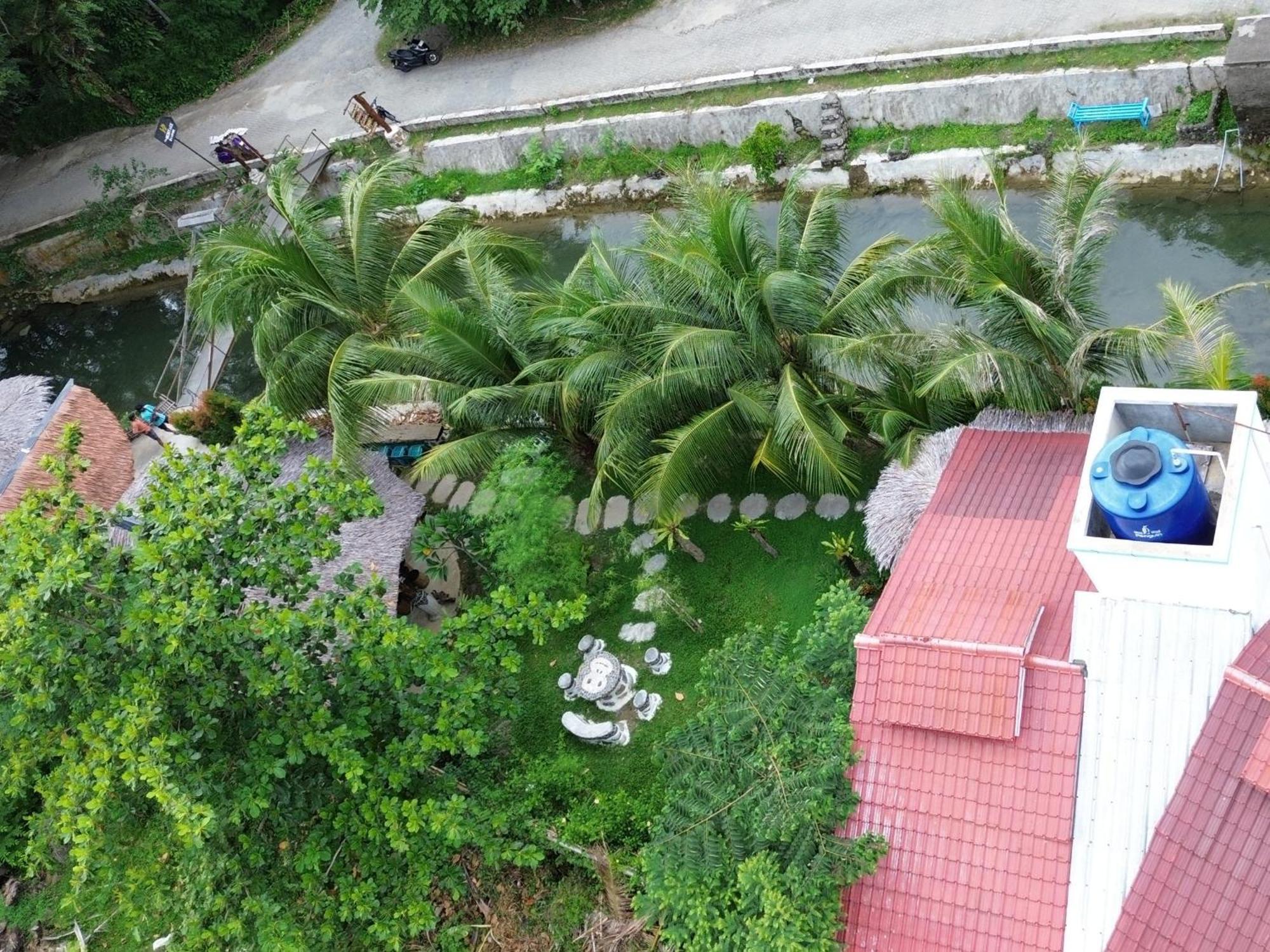 Eco Trekking Lodge, Bar & Jungle Tour'S Bukit Lawang Esterno foto