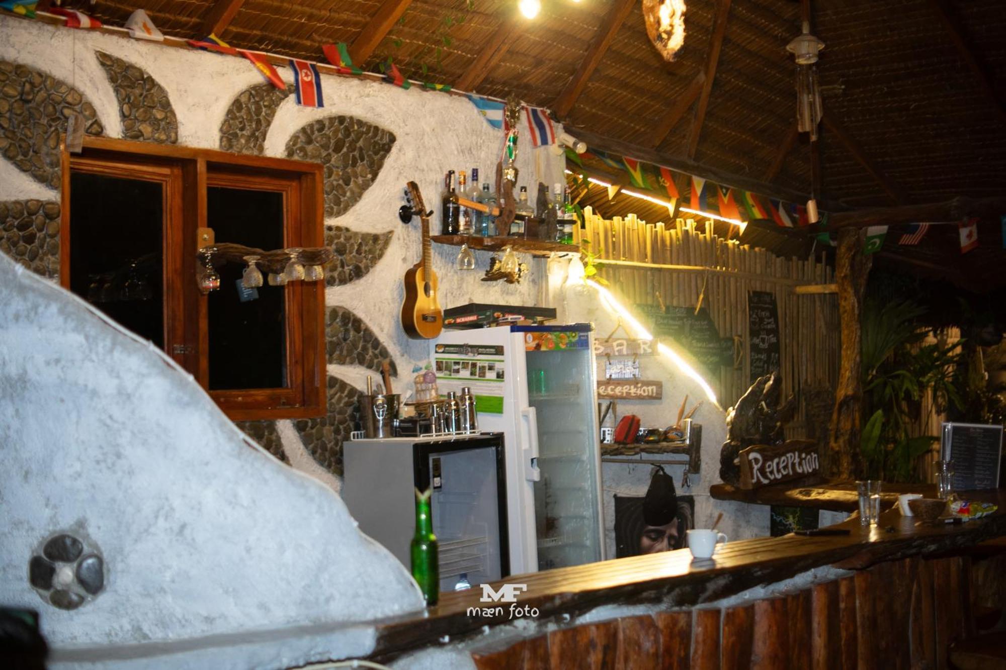 Eco Trekking Lodge, Bar & Jungle Tour'S Bukit Lawang Esterno foto